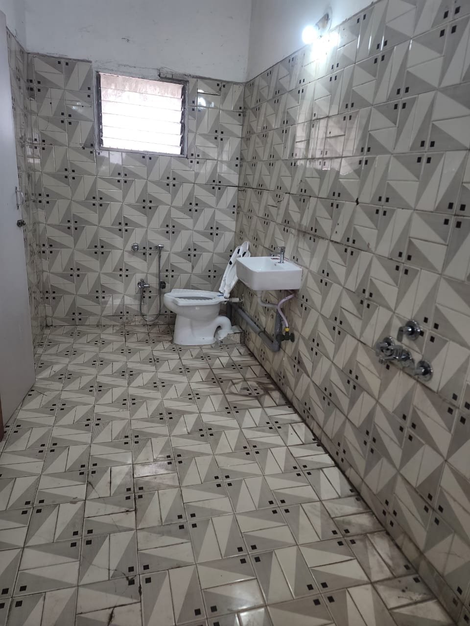 4BHK Inventory 1 property view 16